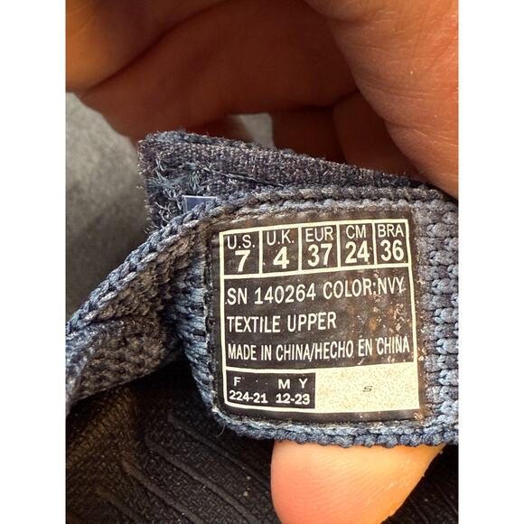 SKECHERS Go Walk Arch Fit-Polished Women's Sz 7 Navy Knit Strappy Sandals 140264 - Picture 8 of 9